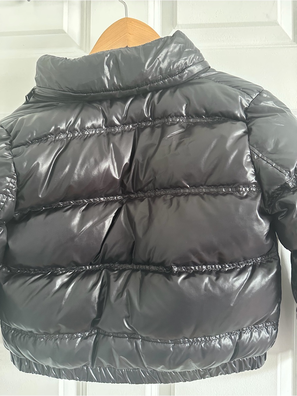 Burberry Black Gloss Quilted Puffer Jacket with Hood - Picture 12 of 14